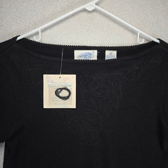Northern Isles Embroidered Sweater Womens S Acrylic Pullover Scoop Neck NEW - Picture 3 of 11